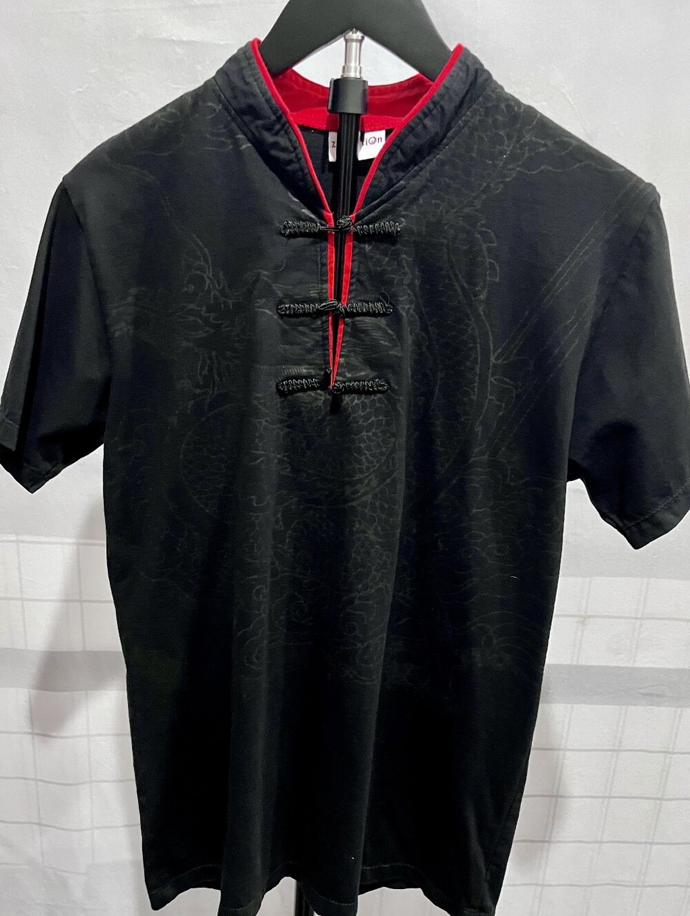 Zensation Black Chinese Dragon Kung Fu Shirt Frog Closures Red Trim Size